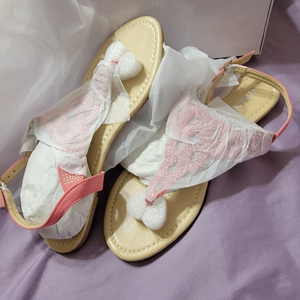 Sandals - Picture 3 of 4